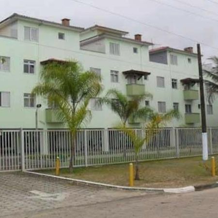 Condominio A Beira Mar Em 우바투바 외부 사진